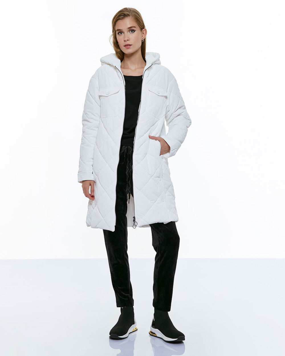 Access White Puff Quilted Jacket